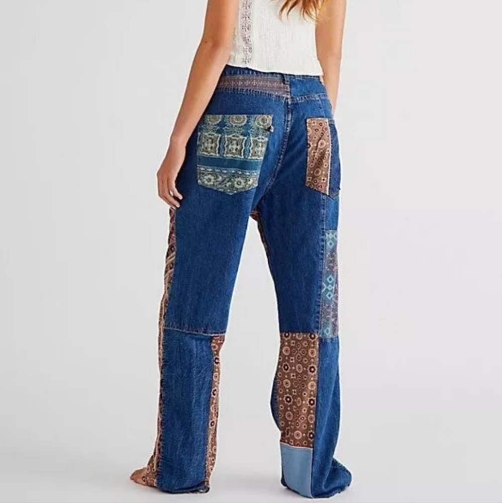 NWT Free People Dr. Collectors Designer patch jeans High Rise Straight Size S